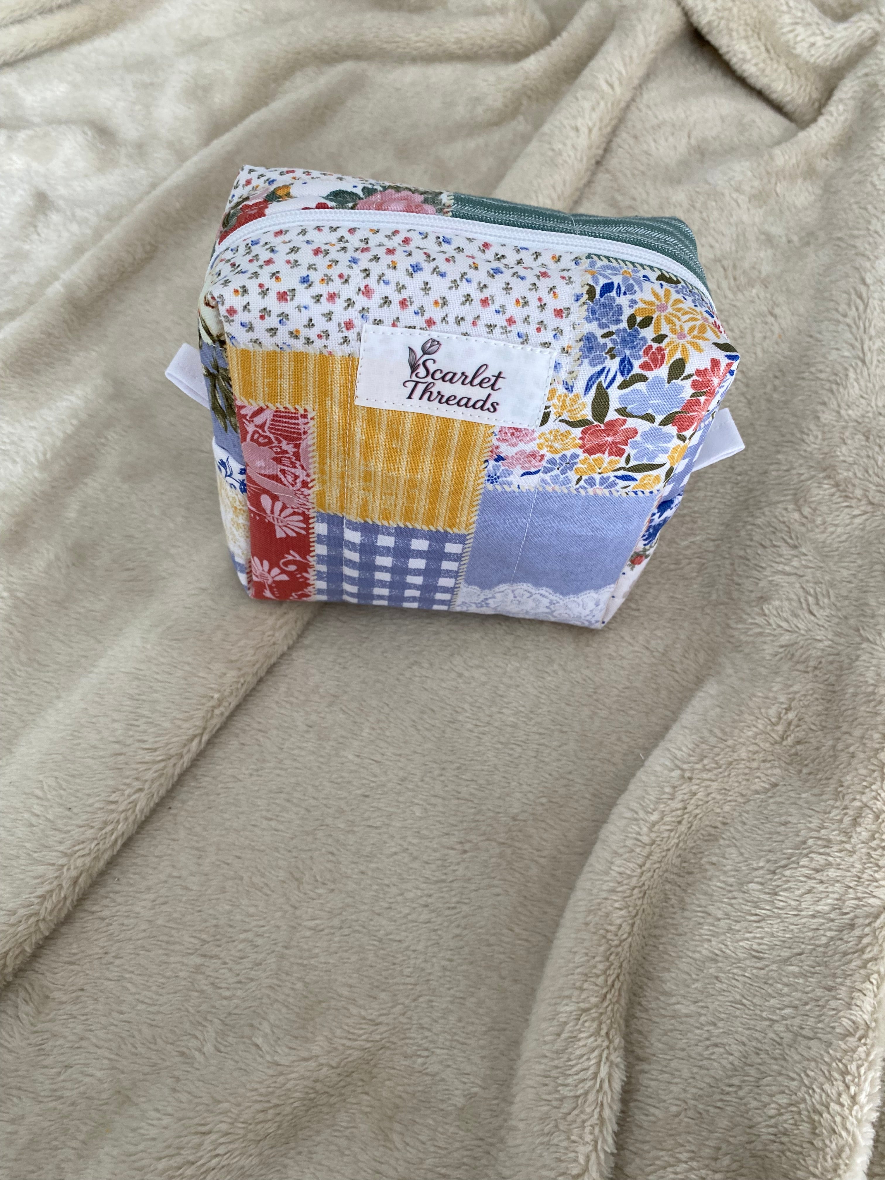 Mini Makeup Bag - Prairie Patchwork