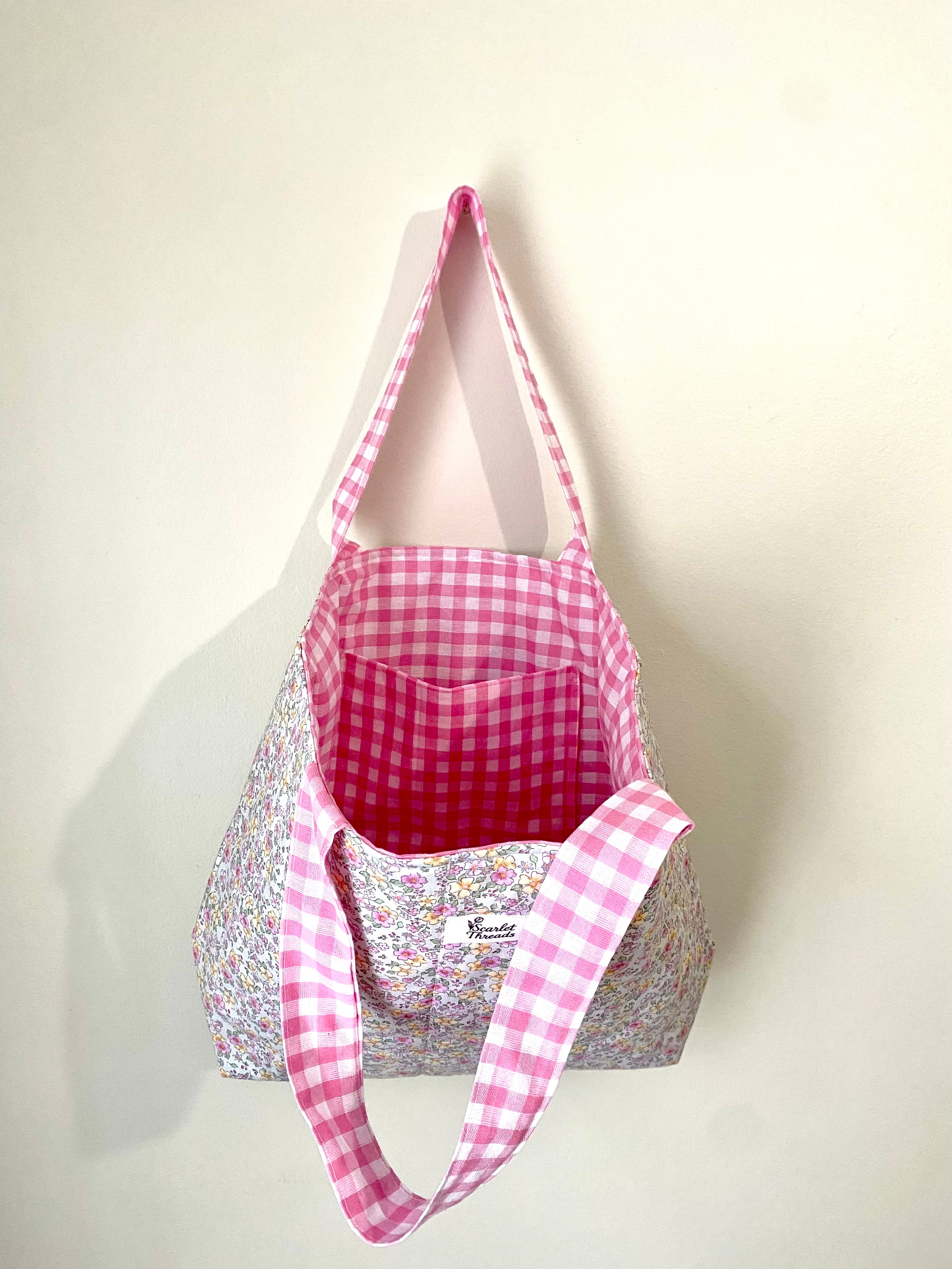 Medium Tote - Pretty Peonies