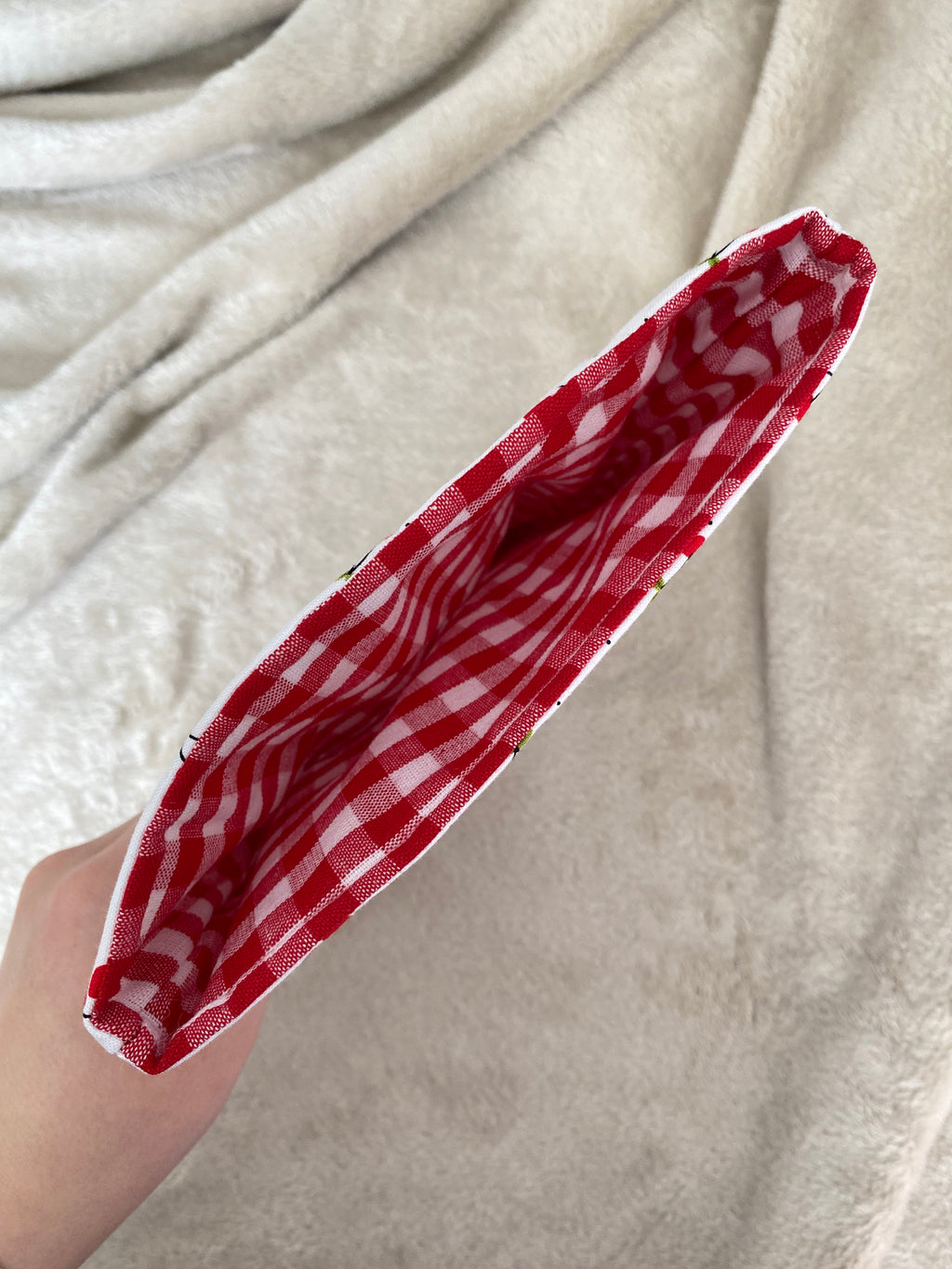 Book/E-reader Sleeve - Cherry Picnic