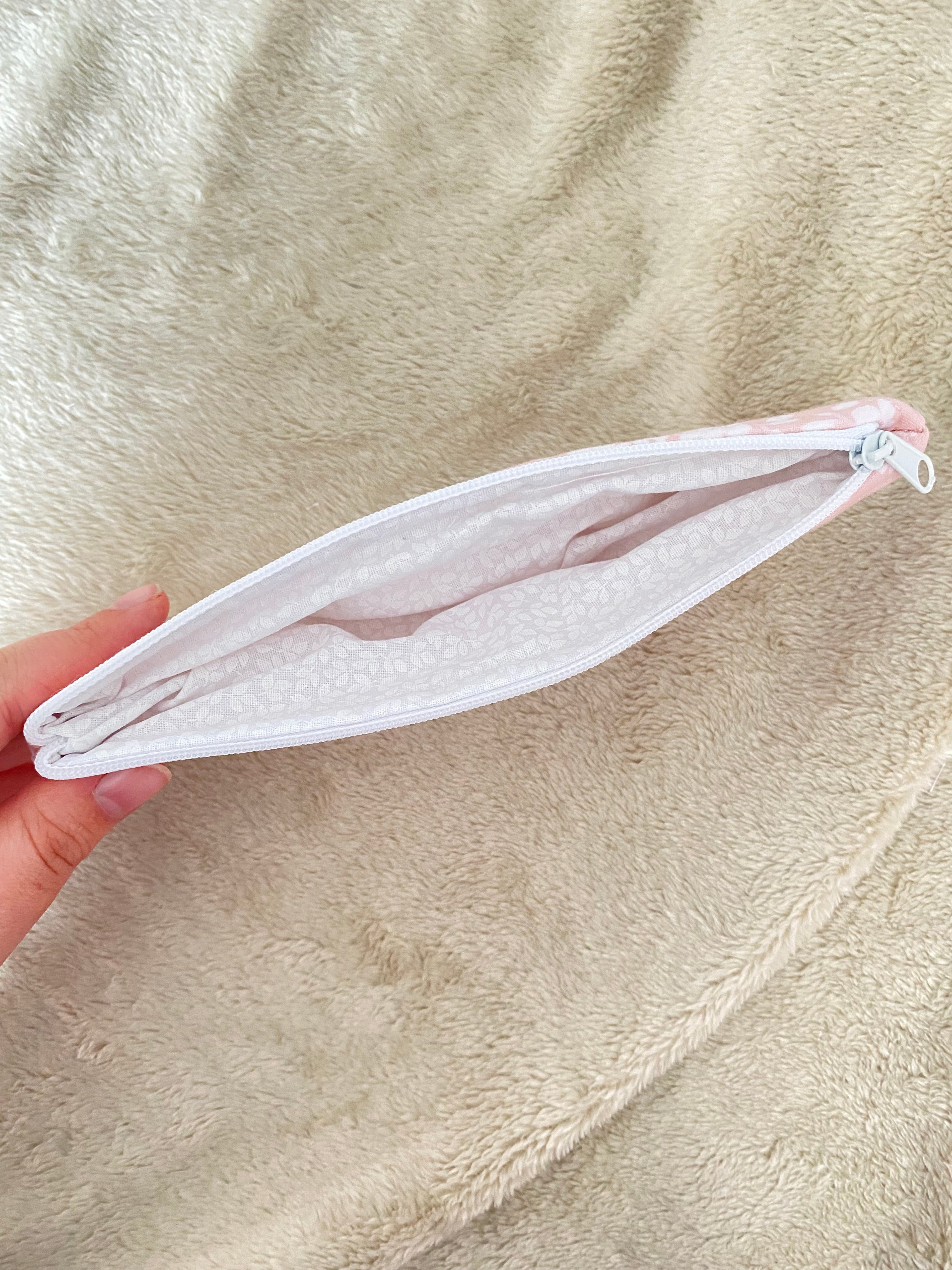 Keychain Wallet - Blush Meadows