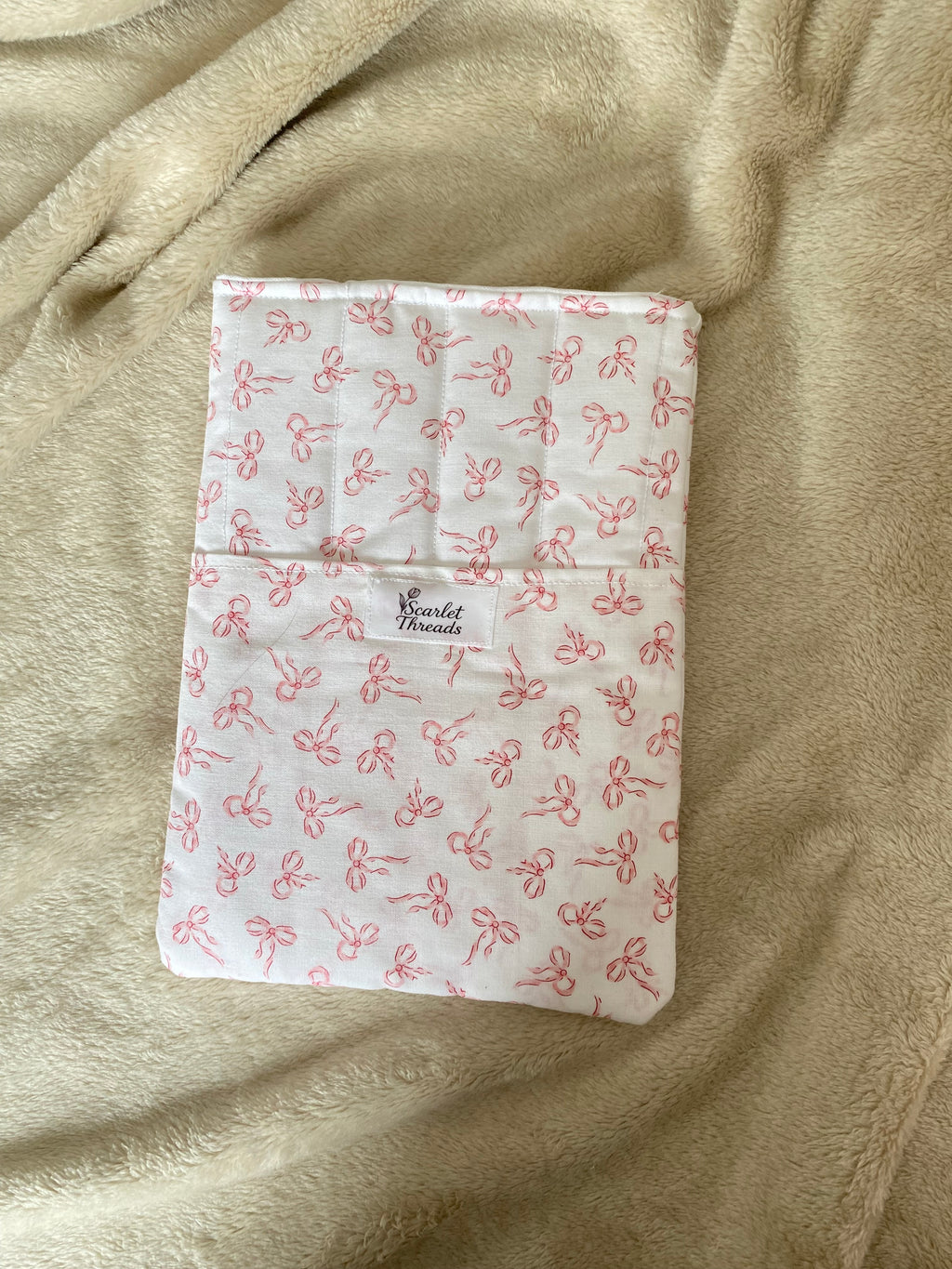 Book/E-readerSleeve - Ballerina Bows