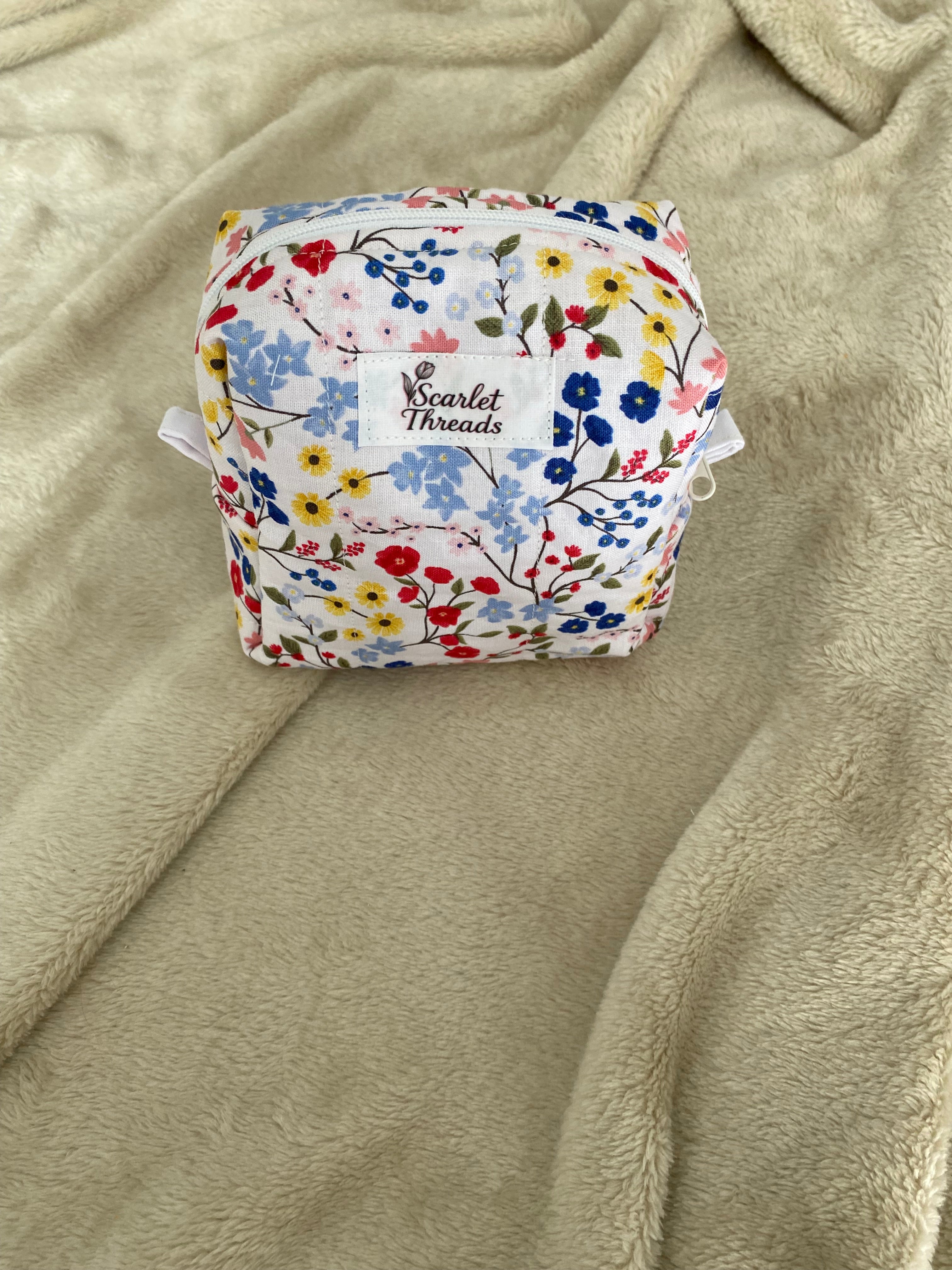 Mini Makeup Bag - Summer Wildflower