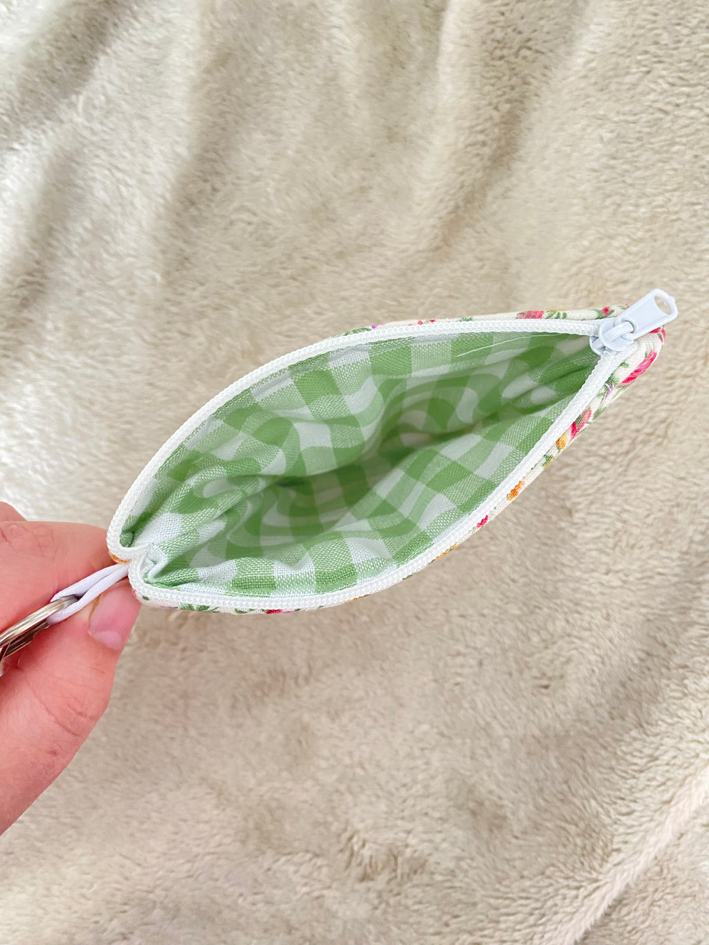 Keychain Wallet - Cottage Blossoms