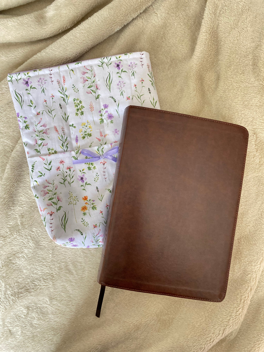 Bible Sleeve - Whimsical Wildflowers