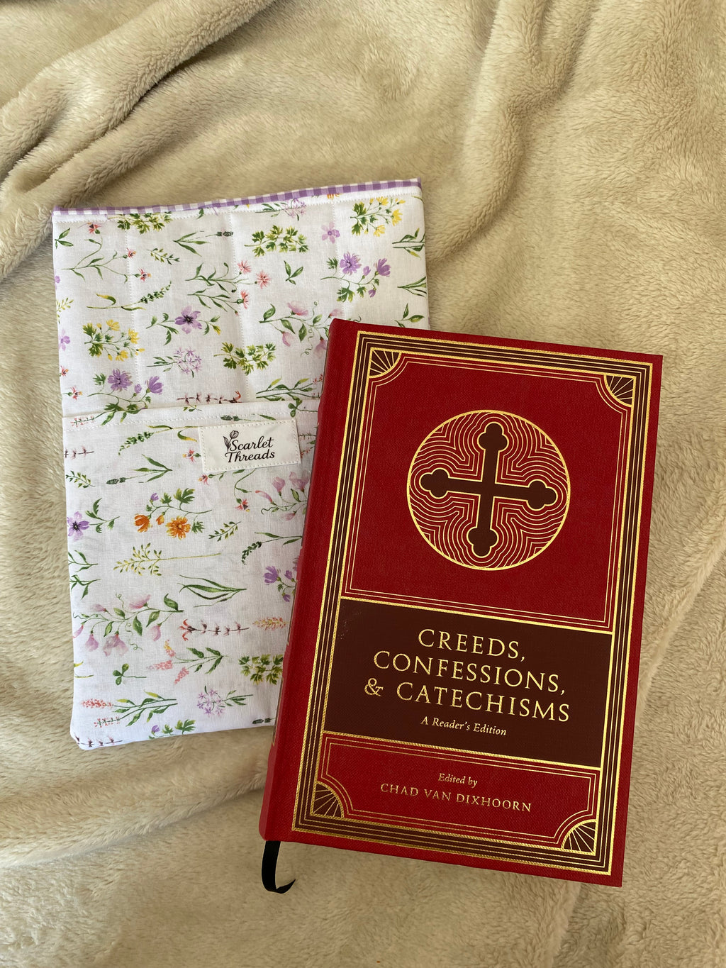 Book/E-reader Sleeve - Whimsical Wildflowers