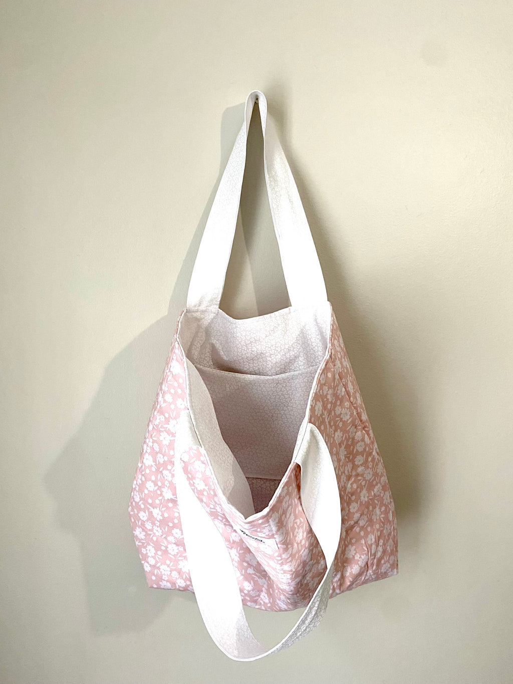 Medium Tote - Blush Meadows