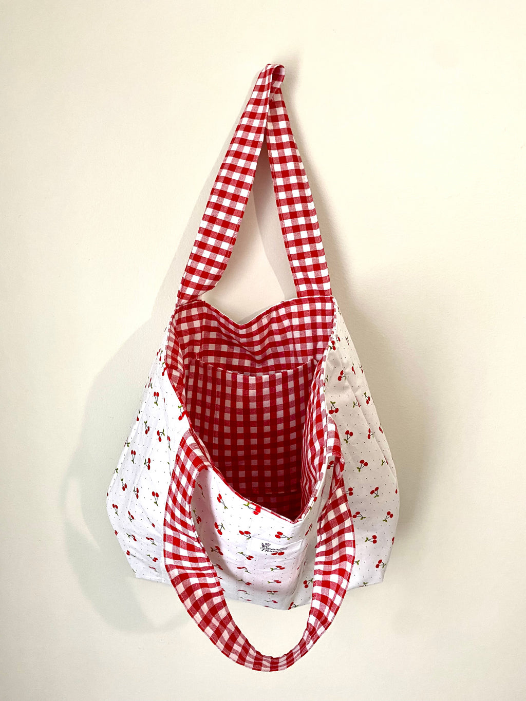 Medium Tote - Cherry Picnic