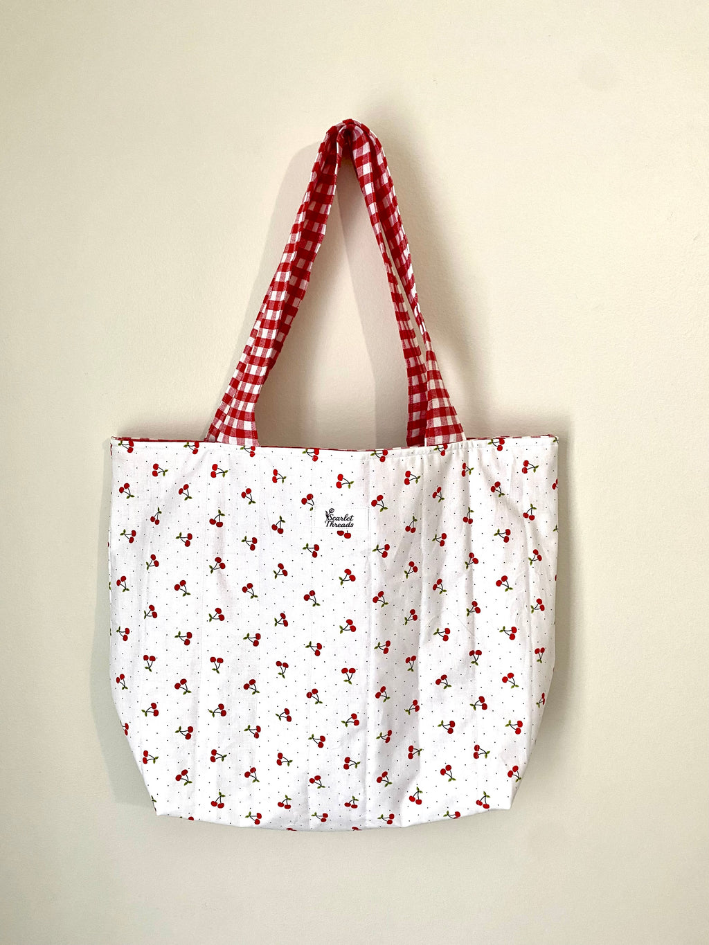 Medium Tote - Cherry Picnic
