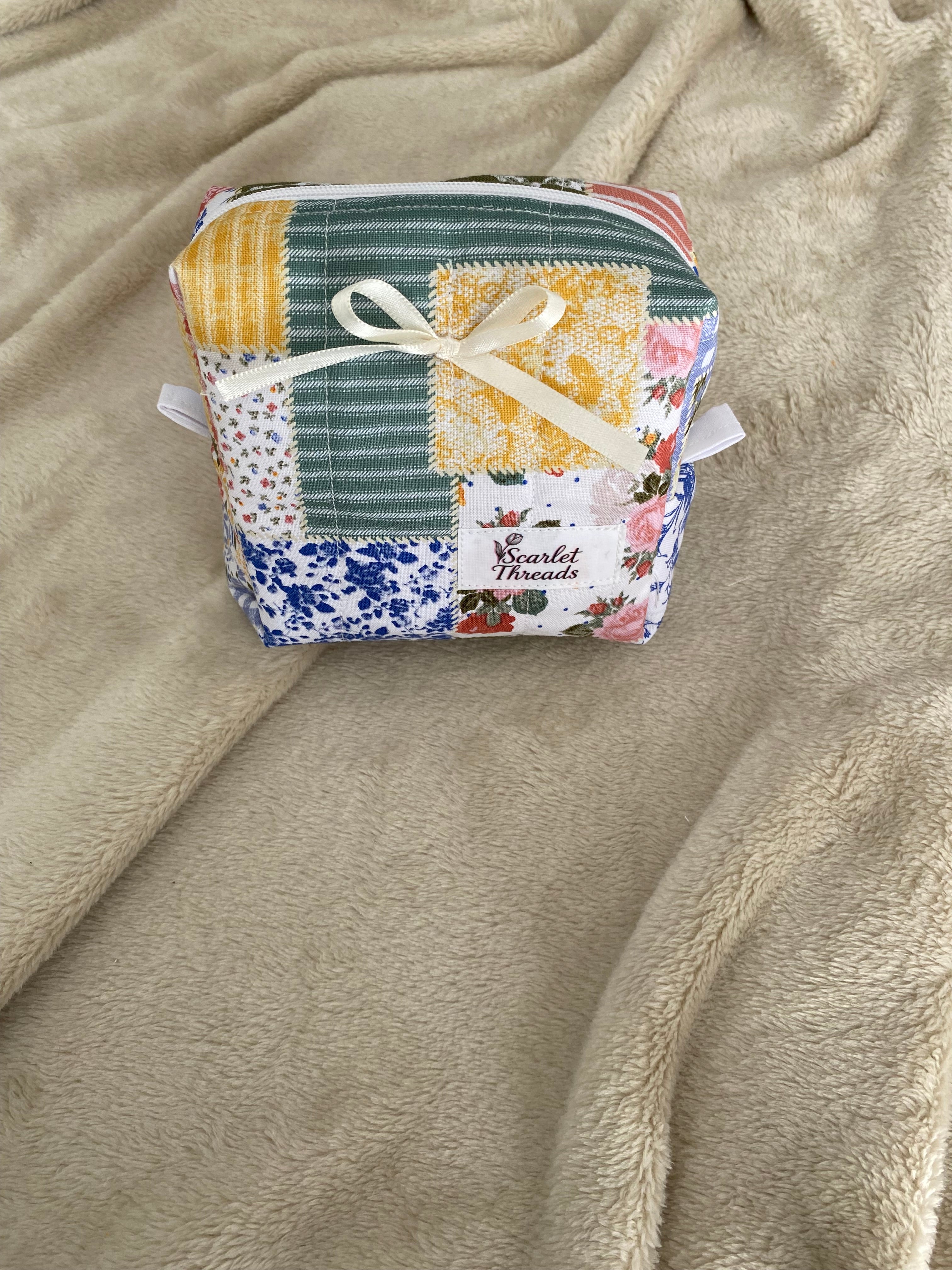 Mini Makeup Bag - Prairie Patchwork