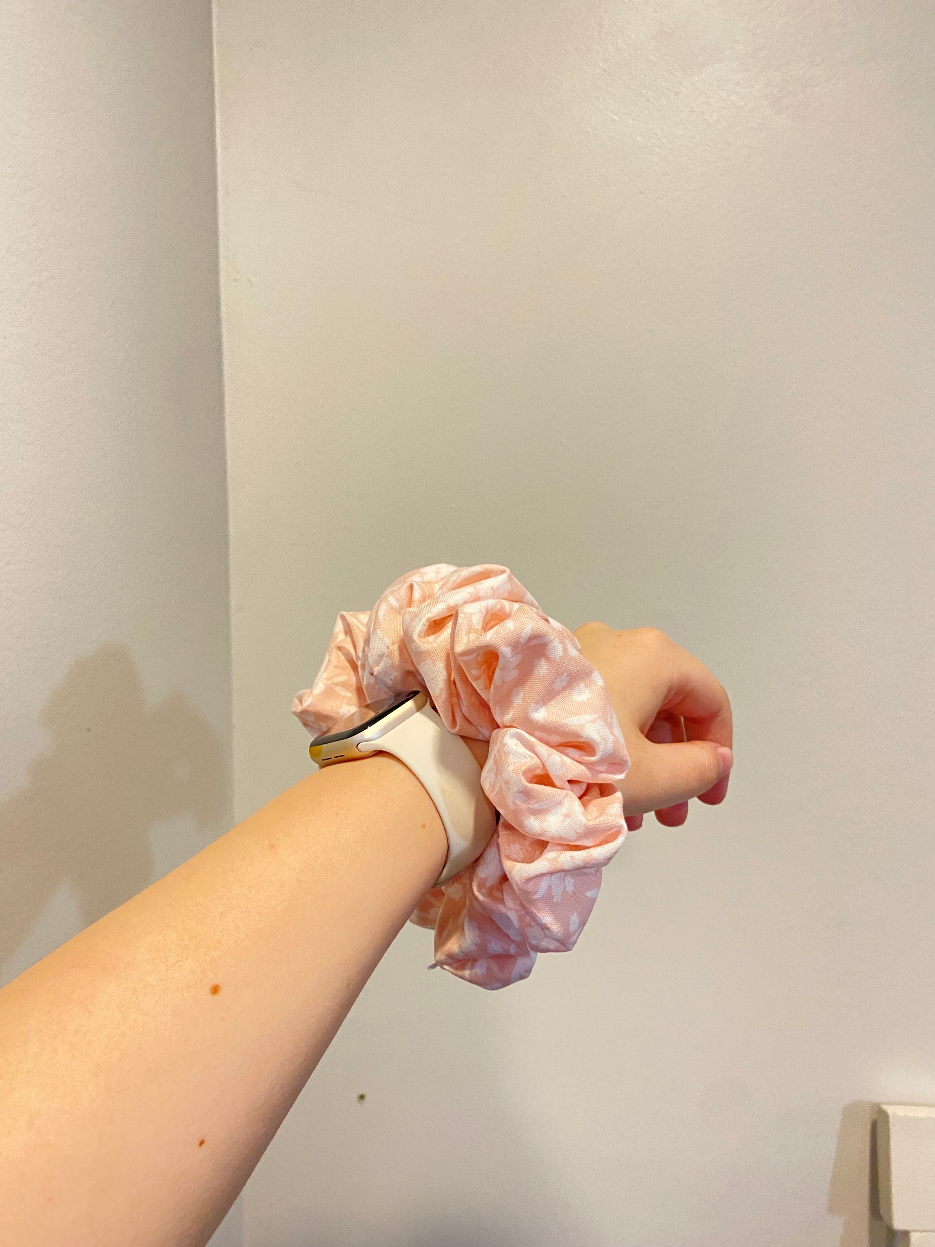 Scrunchie - Blush Meadows