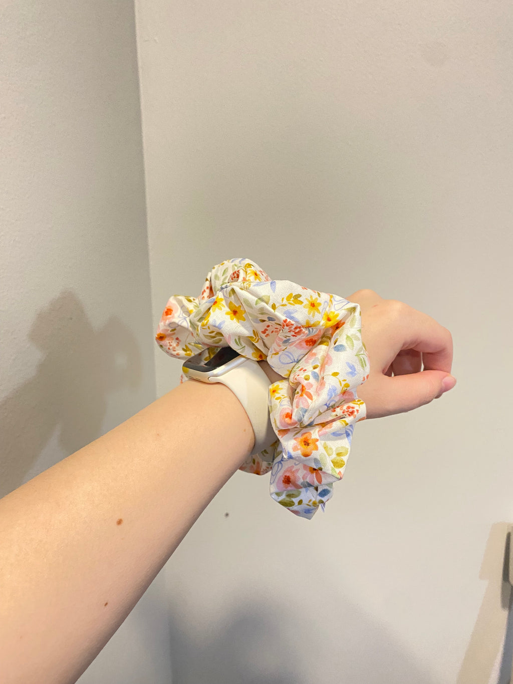 Scrunchie - Golden Spring