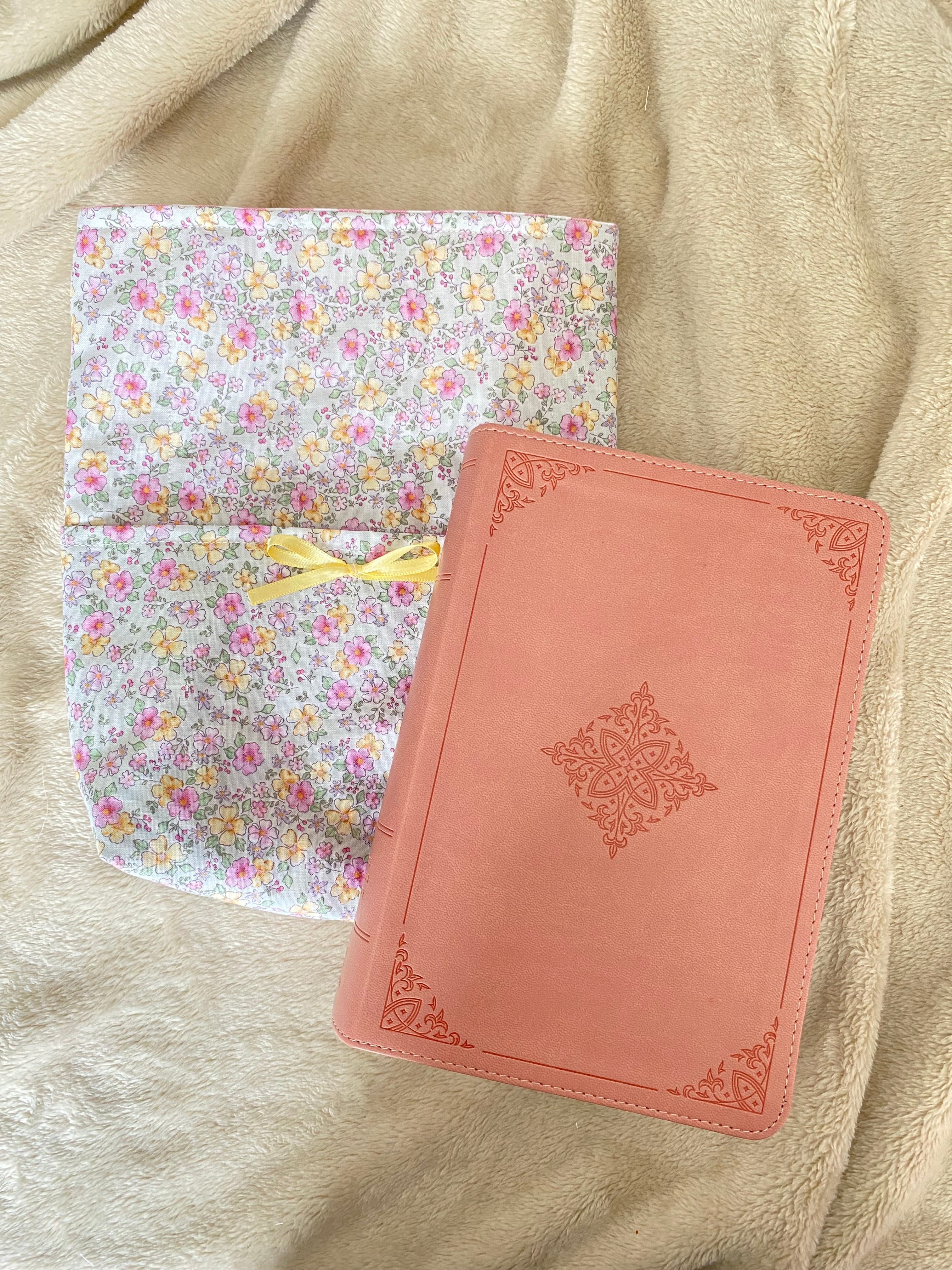 Bible Sleeve - Pretty Peonies