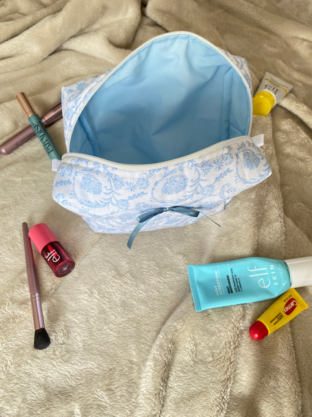 Makeup Bag - Vintage Blue