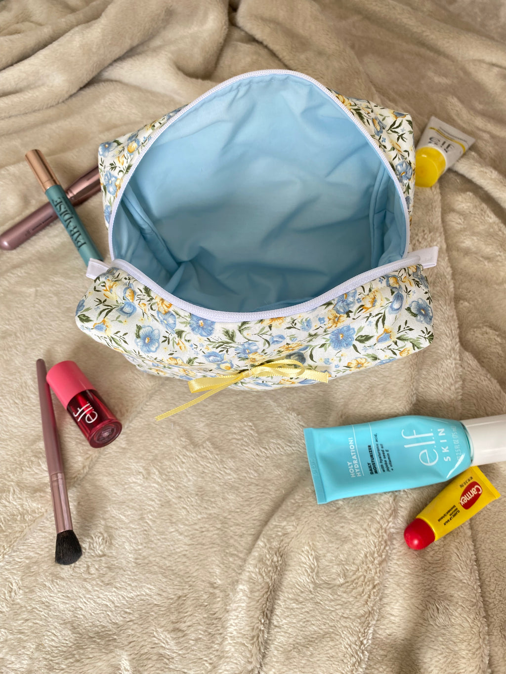 Mini Makeup Bag - Bluebell Fields