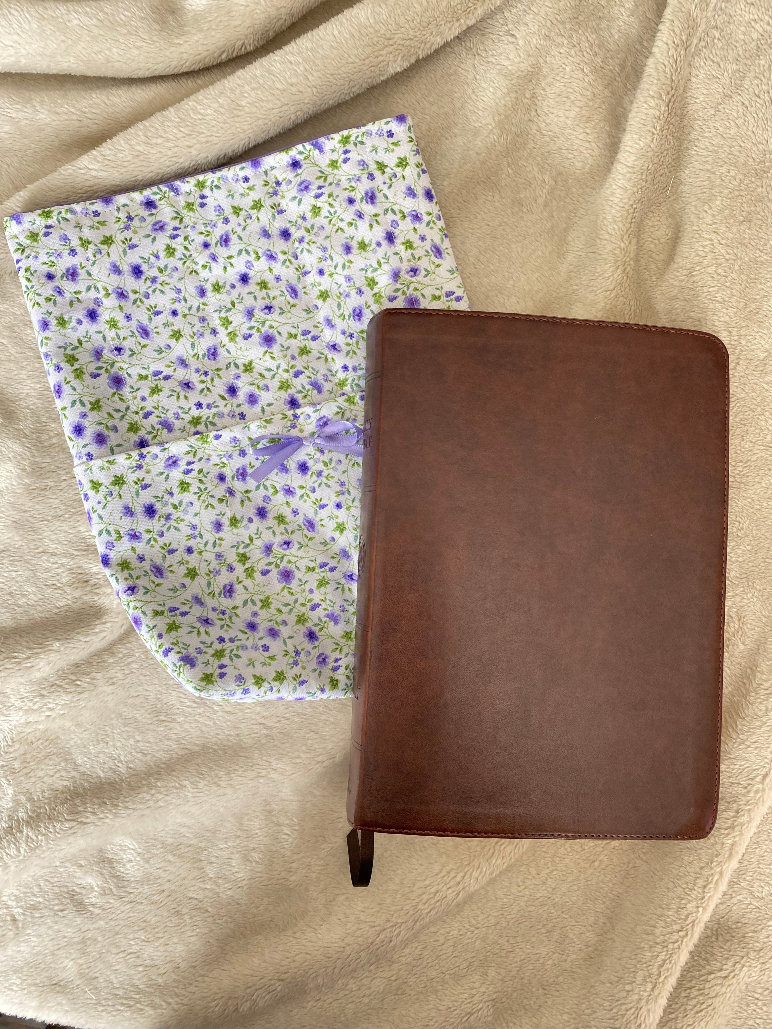 Bible Sleeve - Lavender Vine