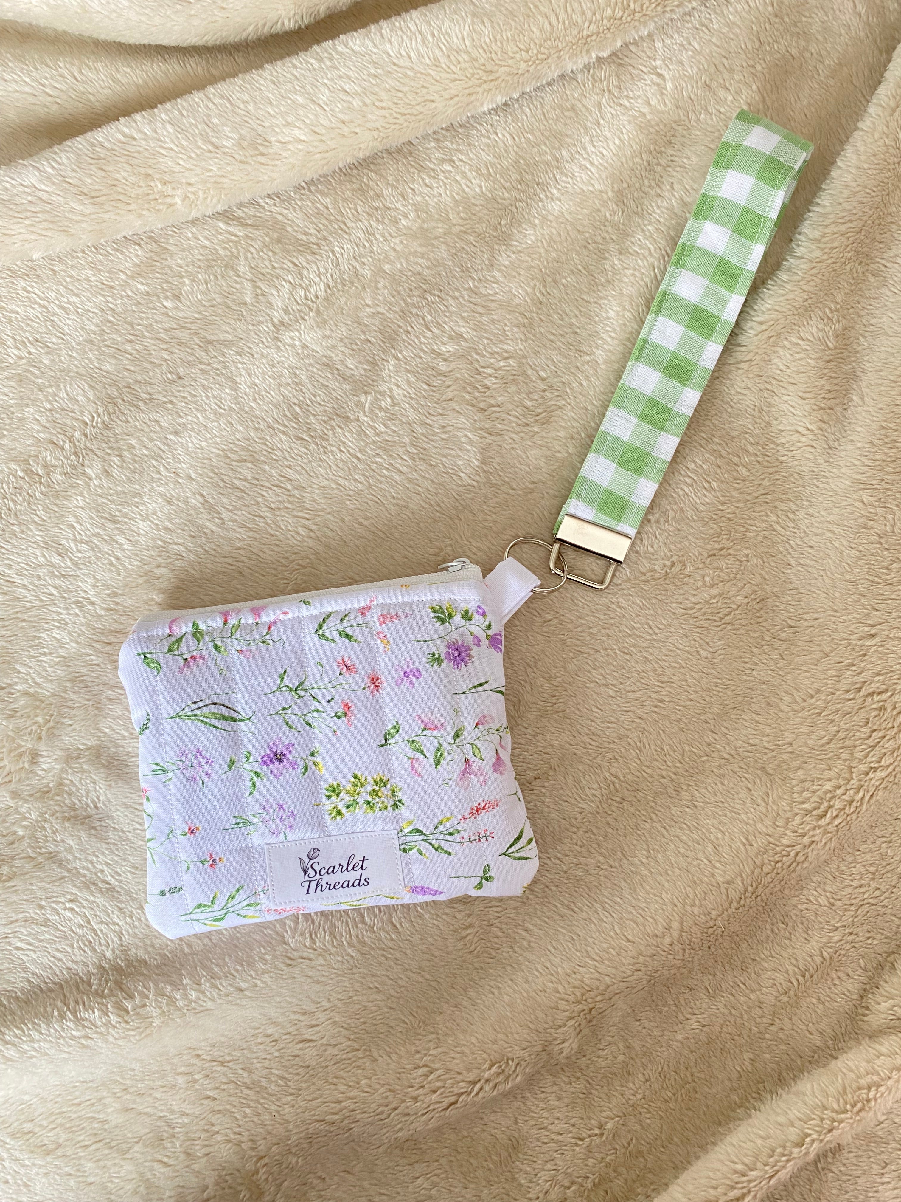Keychain Wallet - Whimsical Wildflower