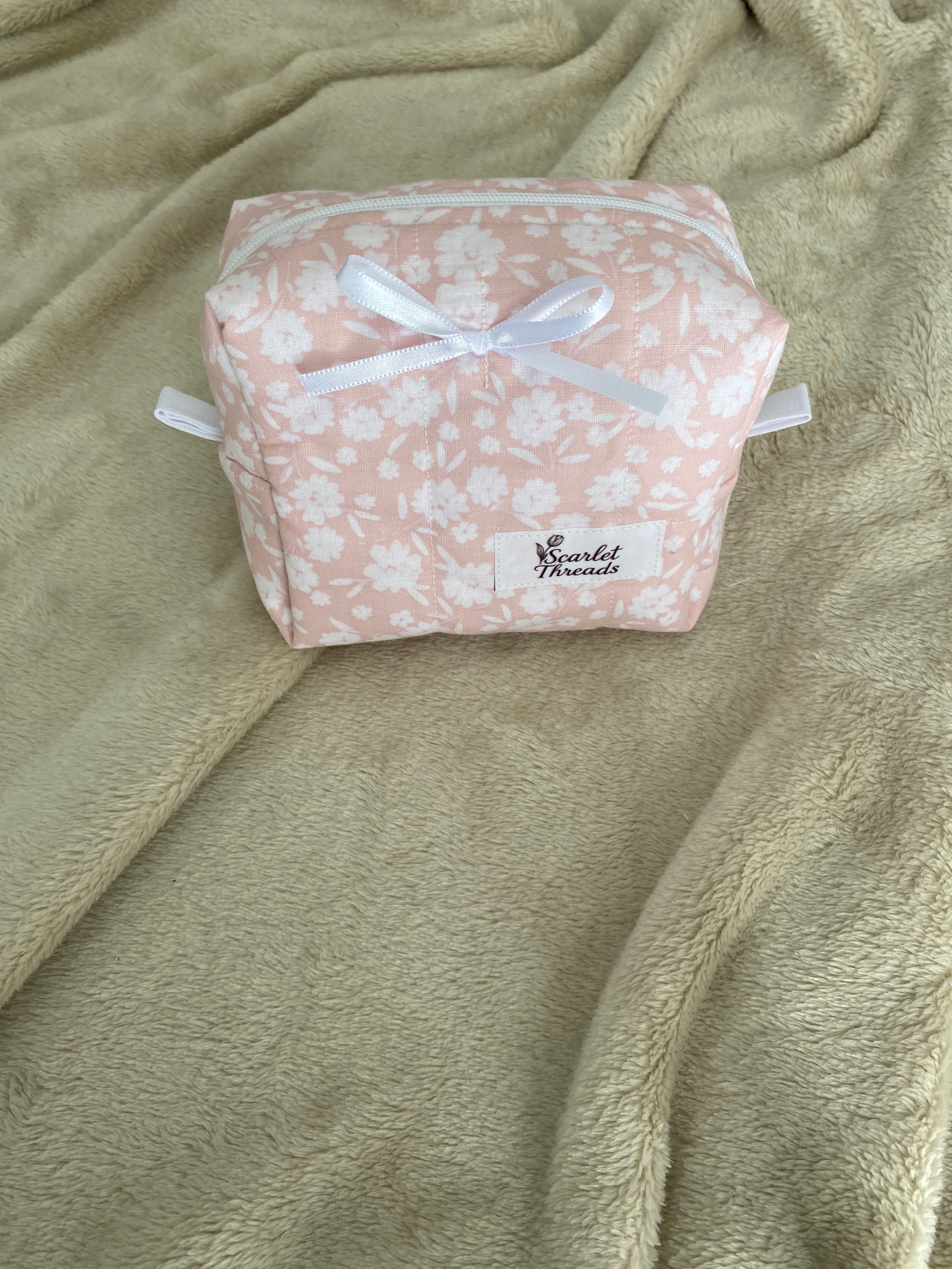 Mini Makeup Bag - Blush Meadows