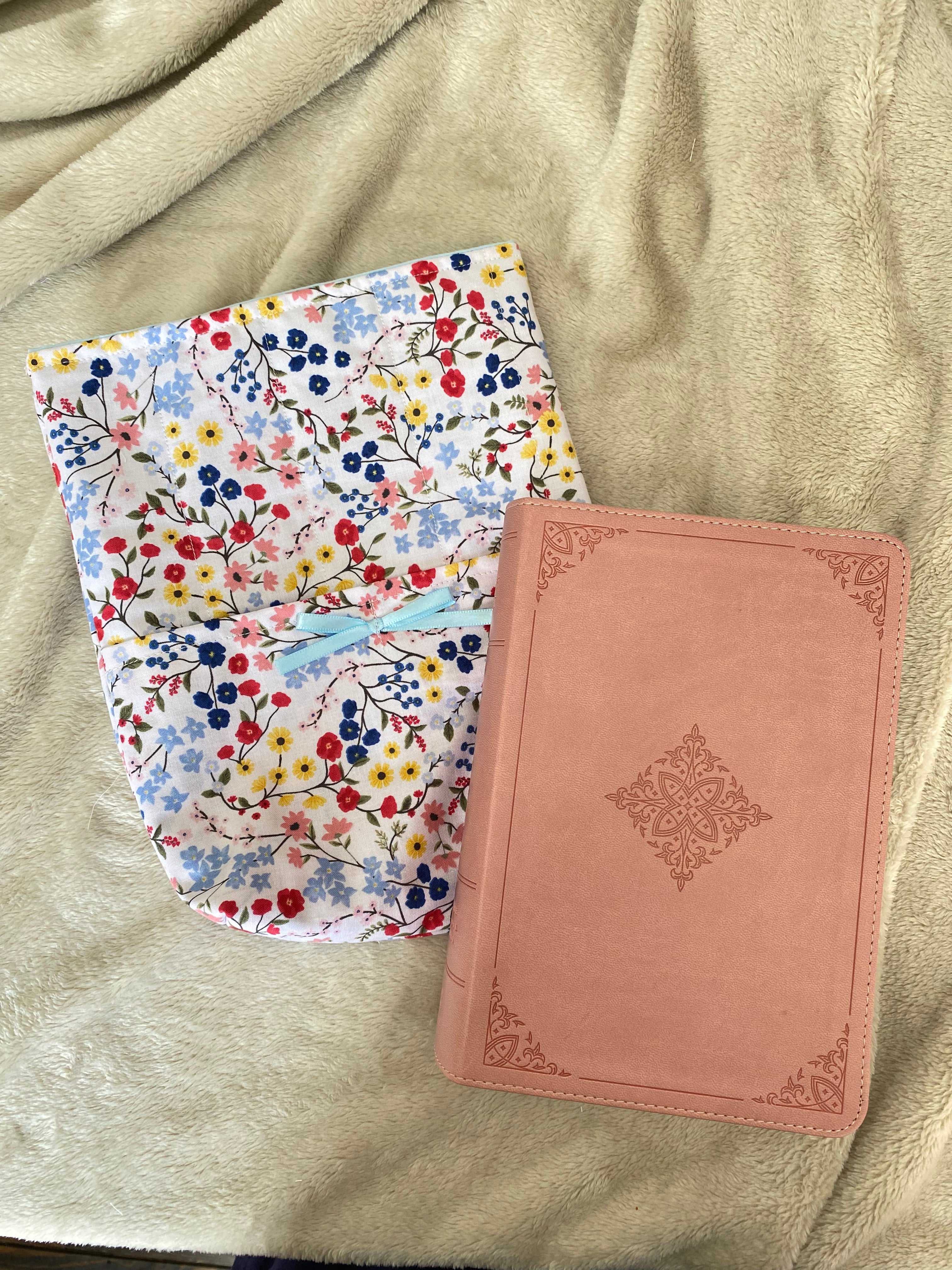 Bible Sleeve - Summer Wildflower