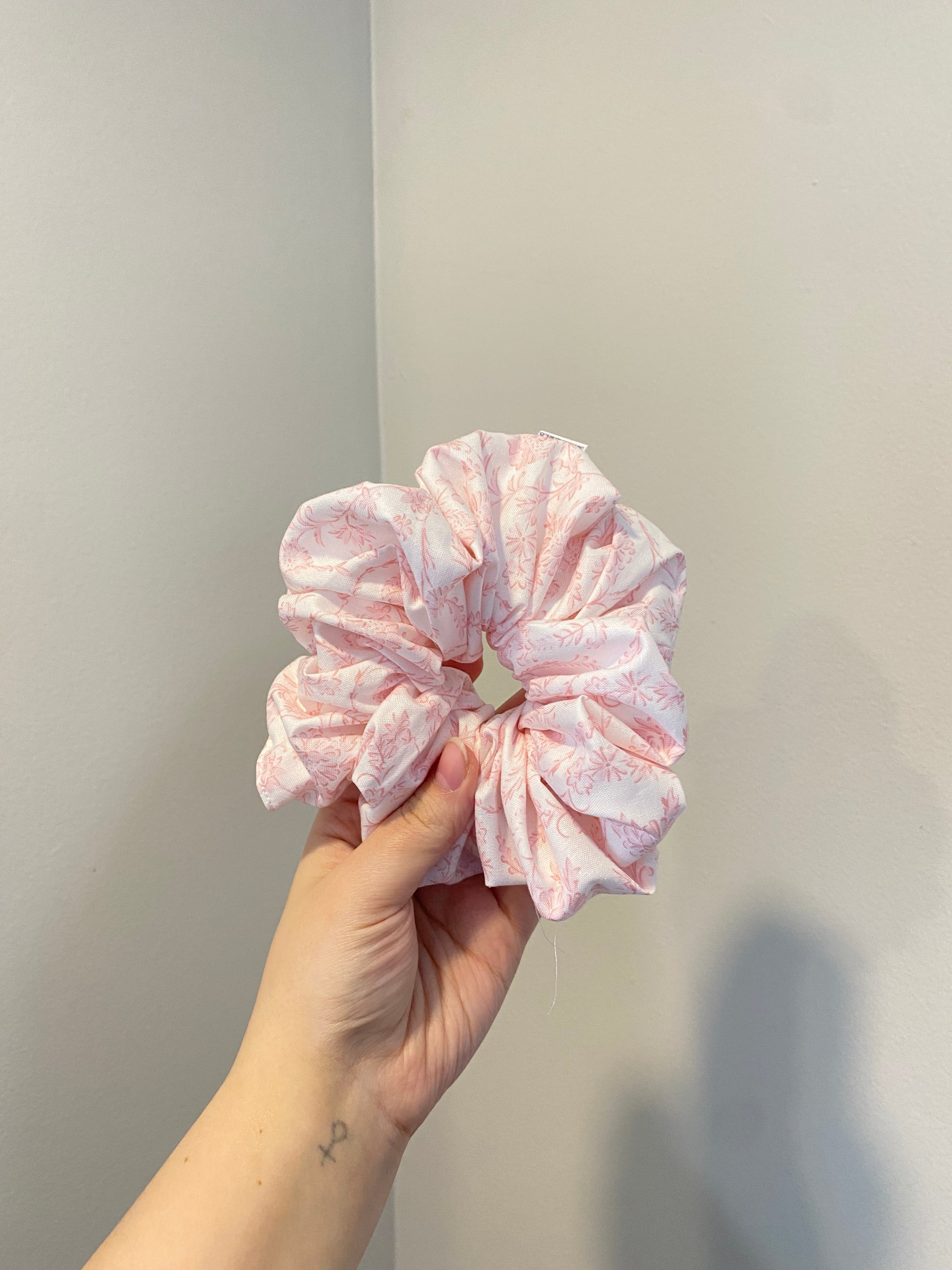 Scrunchie - Vintage Pink
