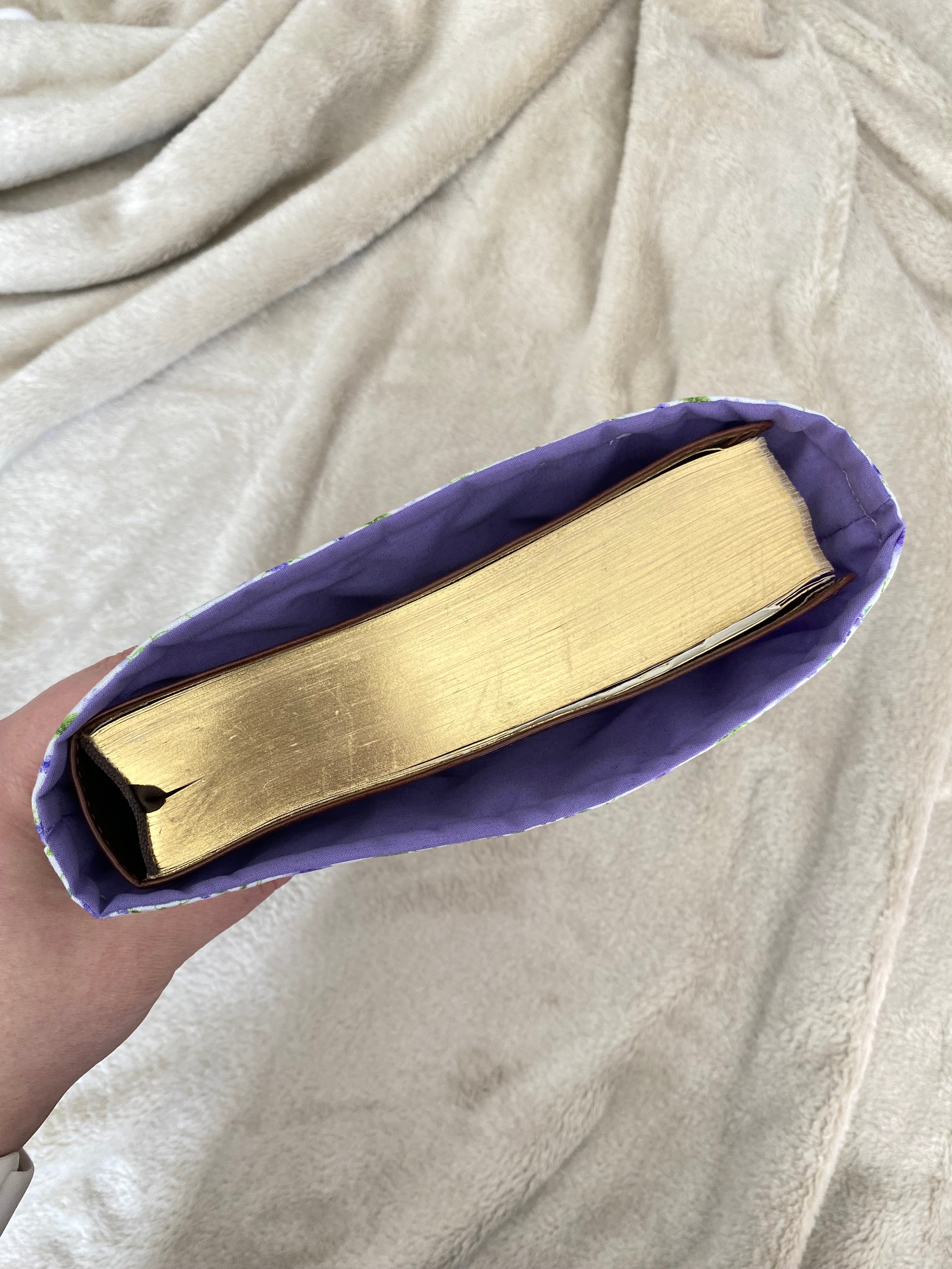 Bible Sleeve - Lavender Vine