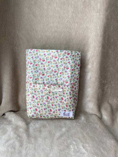 Bible Sleeve - Cottage Blossoms